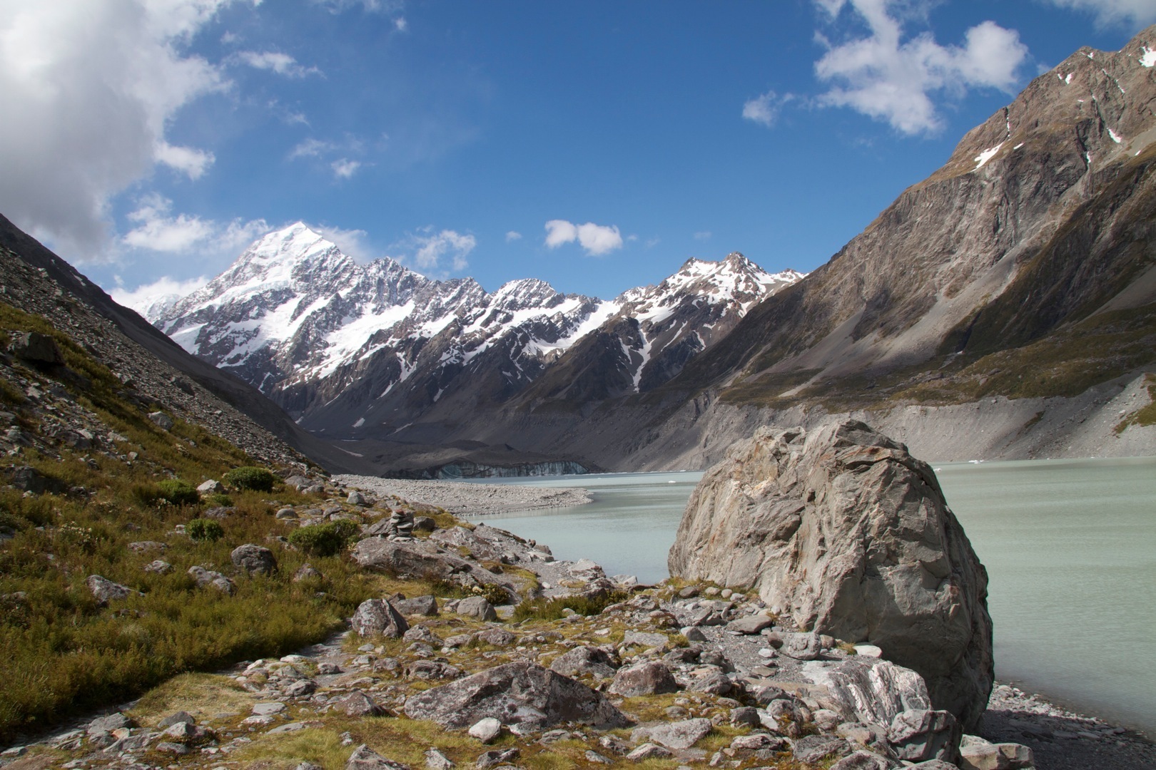 New Zealand Mountains - TheZeroBoss.com