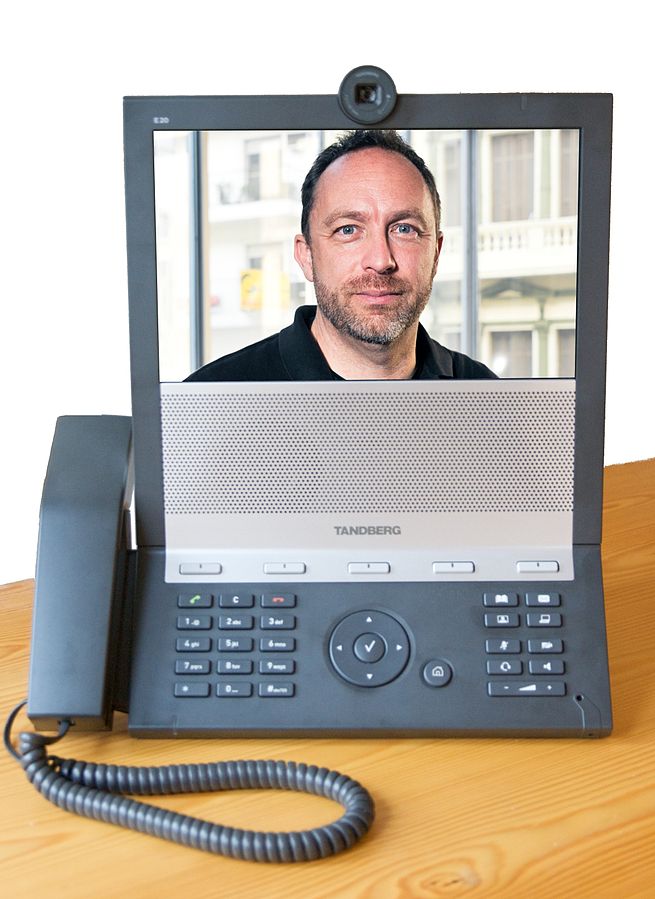 Choosing VoIP may mean lower costs for your business, amid other benefits that this article will touch on ... photo by CC user Thomas von der Lippe and Nicolas Goldberg on wikimedia