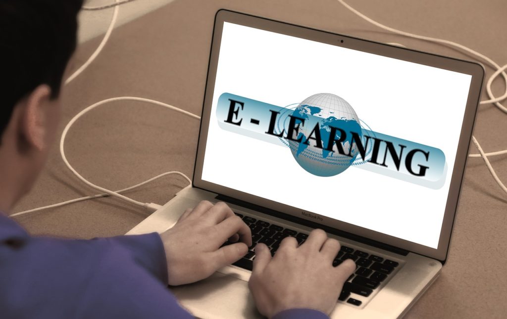 Thanks to the power of the internet, Online Education Is Enriching Minds Everywhere
